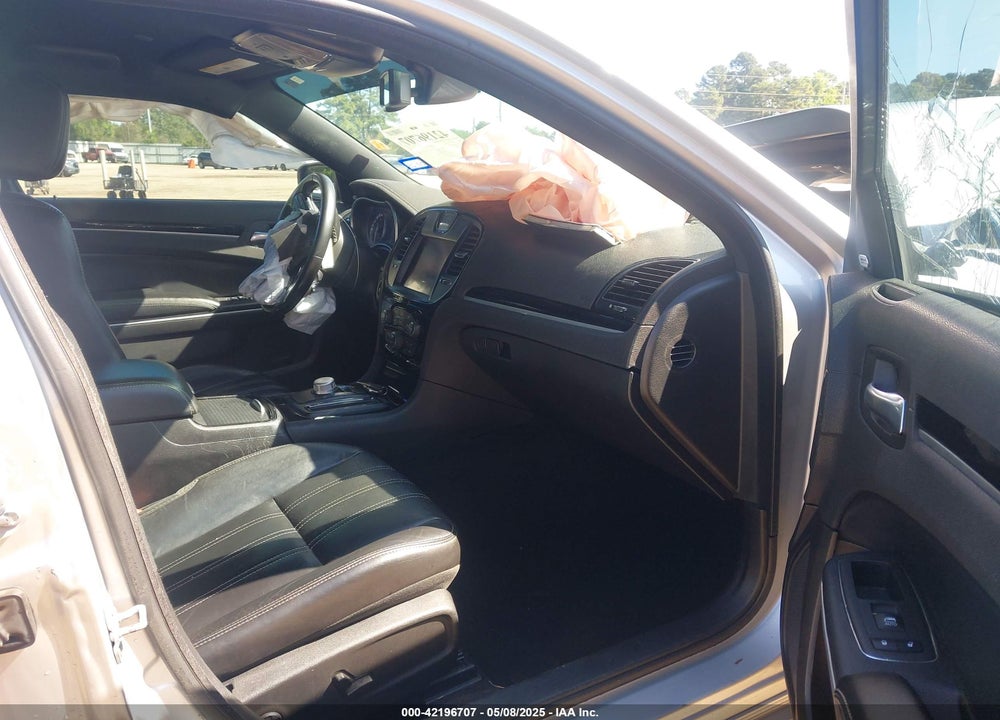 2021 CHRYSLER 300 VIN: 2C3CCABG2MH589224