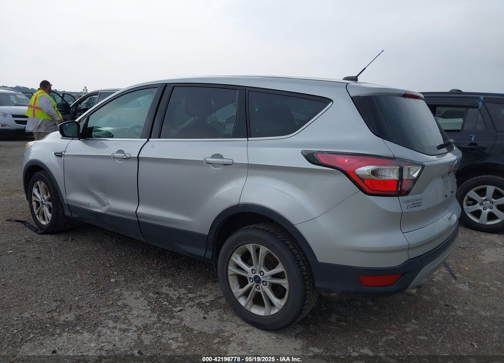 2017 FORD ESCAPE VIN: 1FMCU0GD7HUA25097
