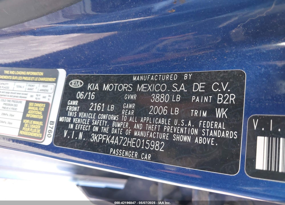 2017 KIA FORTE VIN: 3KPFK4A72HE015982