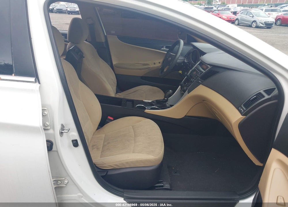 2012 HYUNDAI SONATA VIN: 5NPEB4AC7CH376749