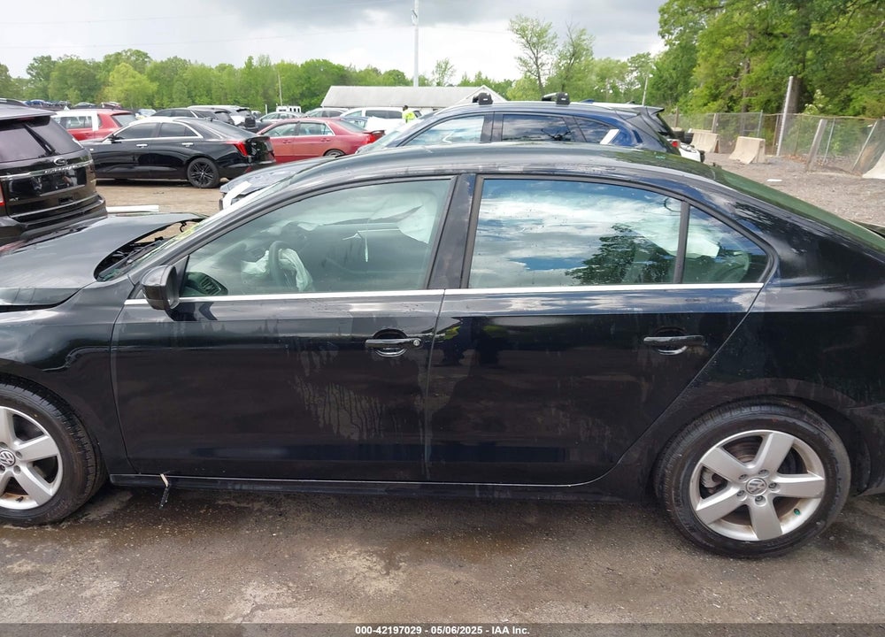 2017 VOLKSWAGEN JETTA 1.4T S VIN: 3VW2B7AJ2HM283638
