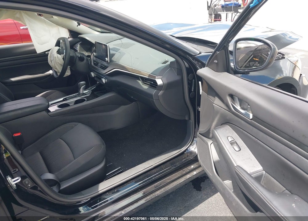 2024 NISSAN ALTIMA VIN: 1N4BL4DV4RN415115