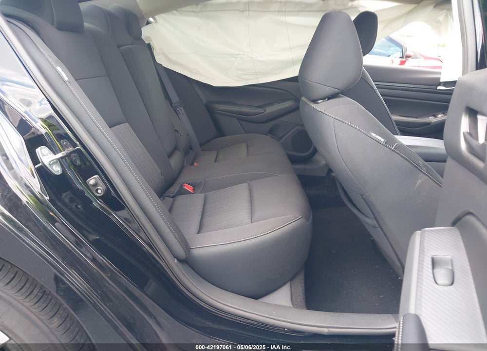 2024 NISSAN ALTIMA VIN: 1N4BL4DV4RN415115