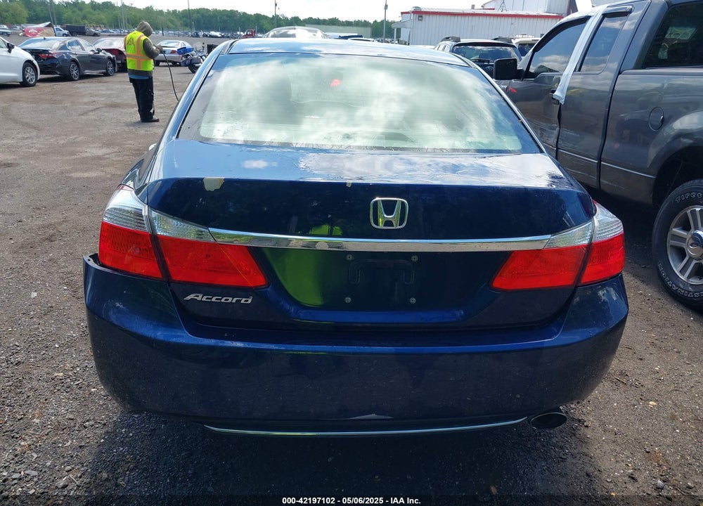 2014 HONDA ACCORD SEDAN VIN: 1HGCR2F32EA226947