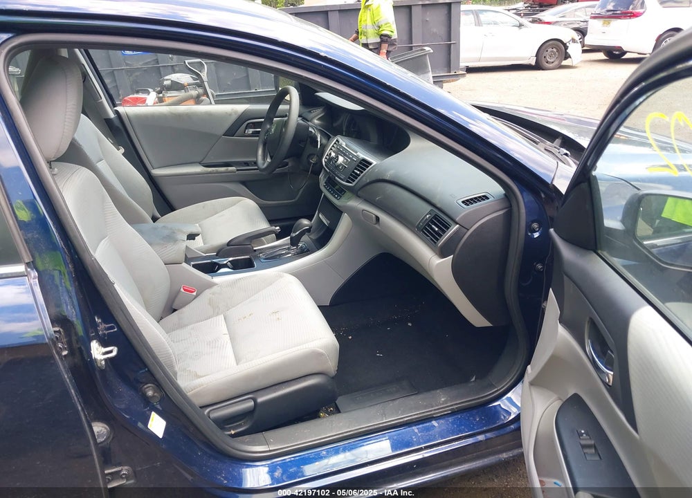 2014 HONDA ACCORD SEDAN VIN: 1HGCR2F32EA226947