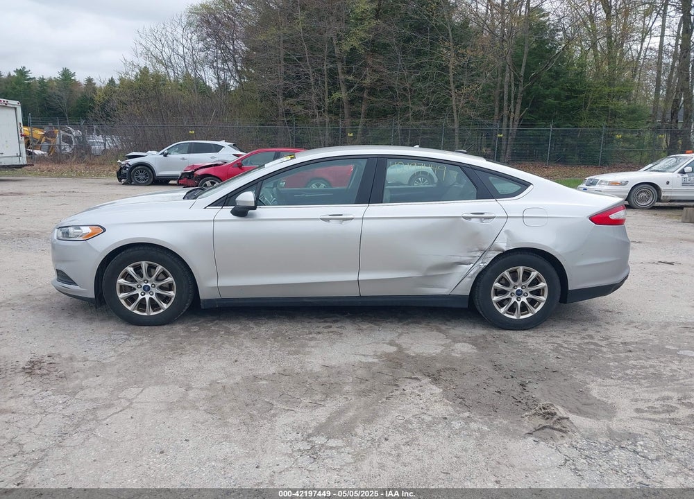 2015 FORD FUSION S VIN: 3FA6P0G79FR255432