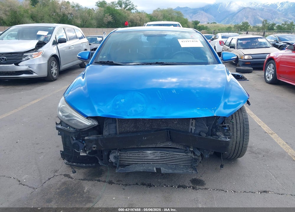 2018 HYUNDAI ELANTRA VIN: KMHD04LB6JU482534