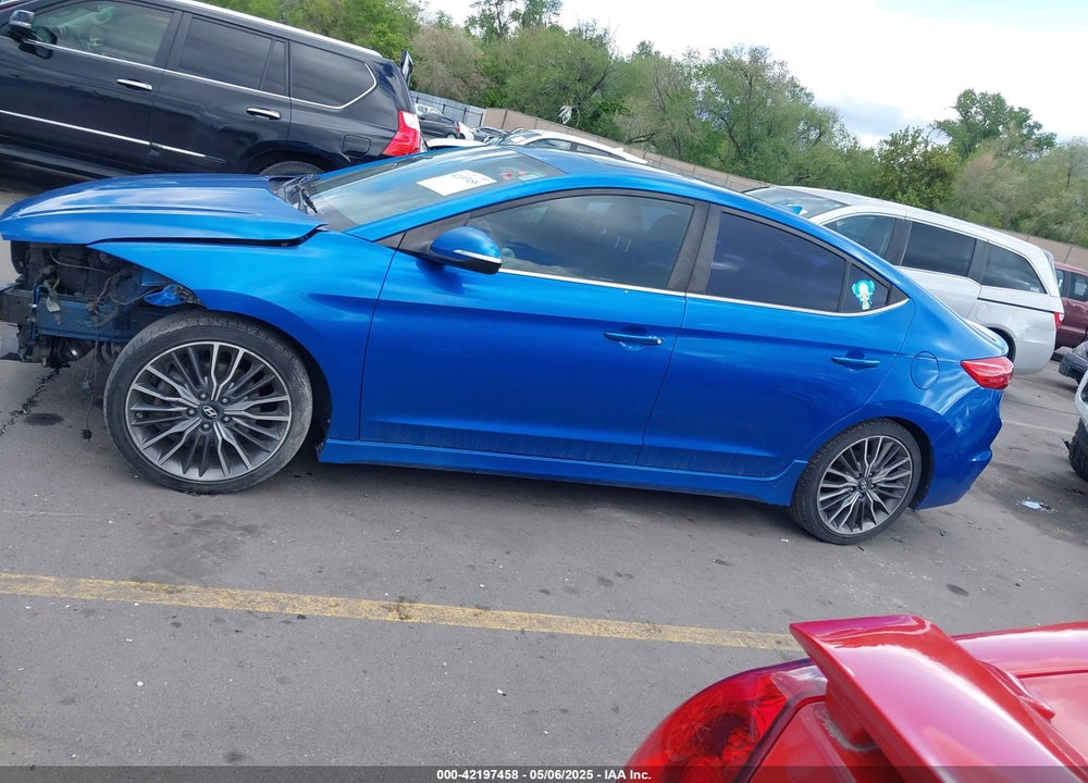 2018 HYUNDAI ELANTRA VIN: KMHD04LB6JU482534