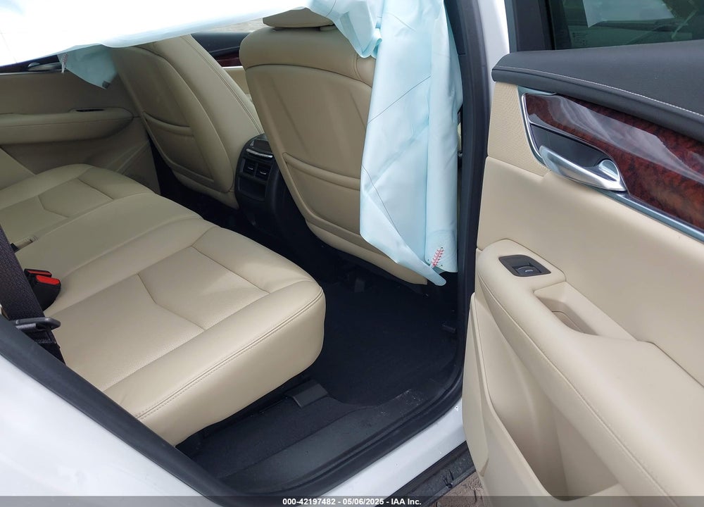 2019 CADILLAC XT5 LUXURY VIN: 1GYKNDRS0KZ233178