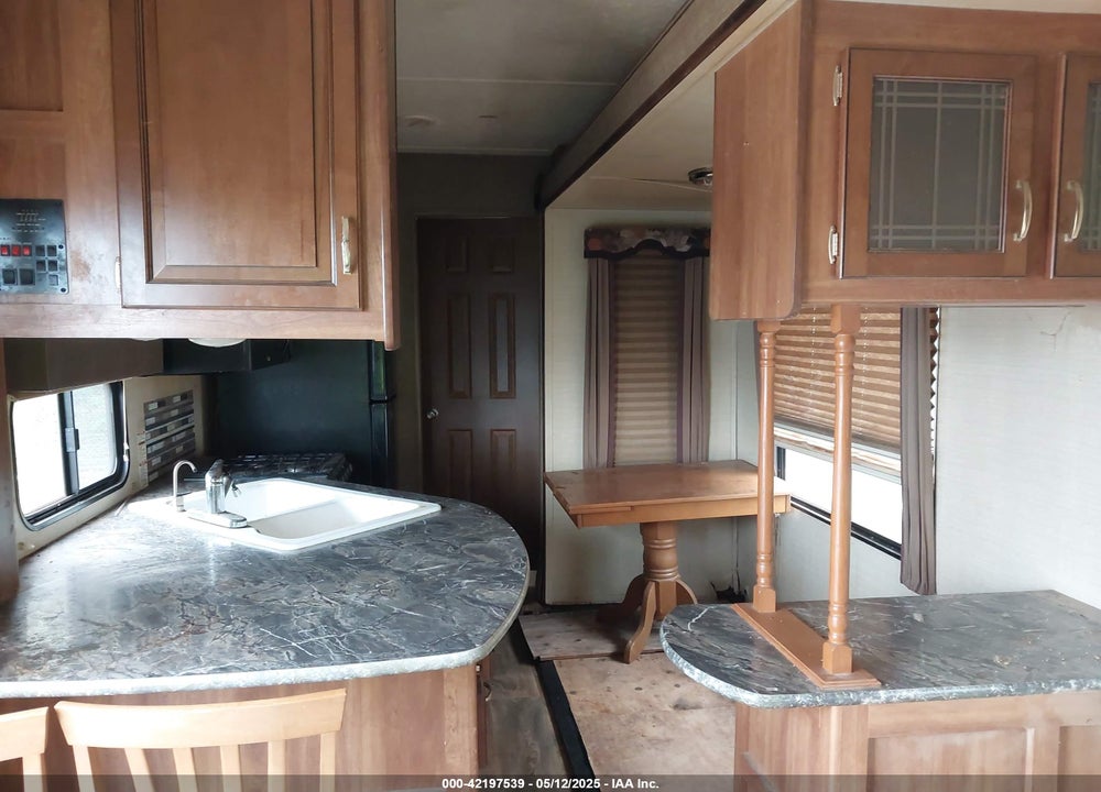 2016 KEYSTONE RIVER 405 FL VIN: 4YDT40525GW160388
