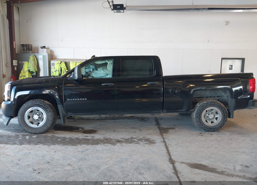2018 CHEVROLET SILVERADO 1500 VIN: 1GCUKNEC8JF105055