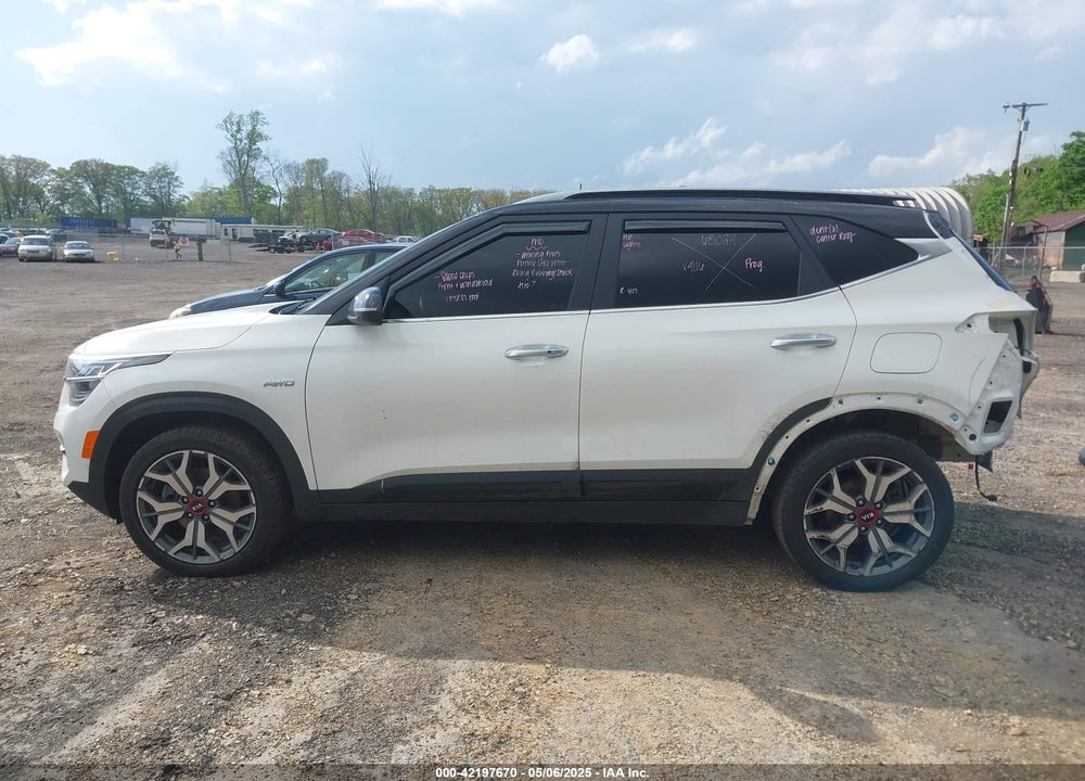 2021 KIA SELTOS SX TURBO VIN: KNDETCA23M7218221