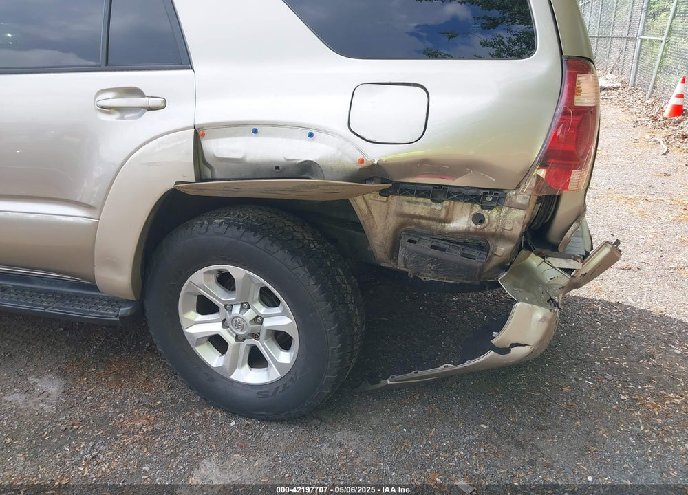 2003 TOYOTA 4RUNNER SR5 V8 VIN: JTEBT14R630020400