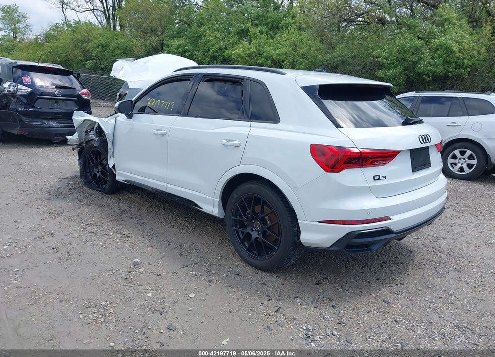 2022 AUDI Q3 VIN: WA1EECF3XN1007804