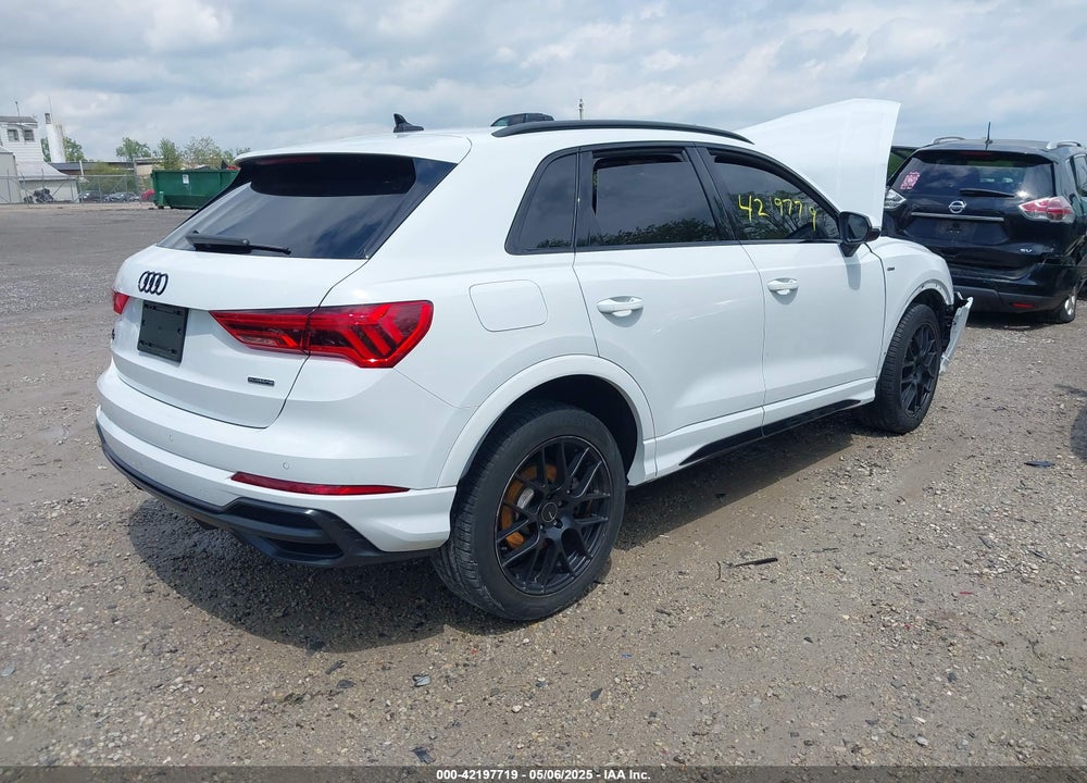 2022 AUDI Q3 VIN: WA1EECF3XN1007804