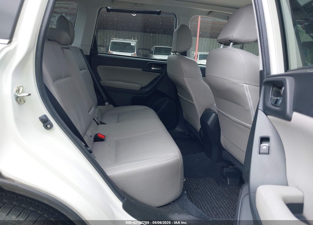 2018 SUBARU FORESTER VIN: JF2SJAJC1JH617514