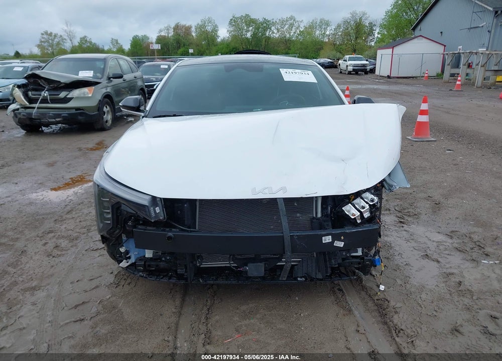 2025 KIA K4 VIN: 3KPFW4DE6SE083711