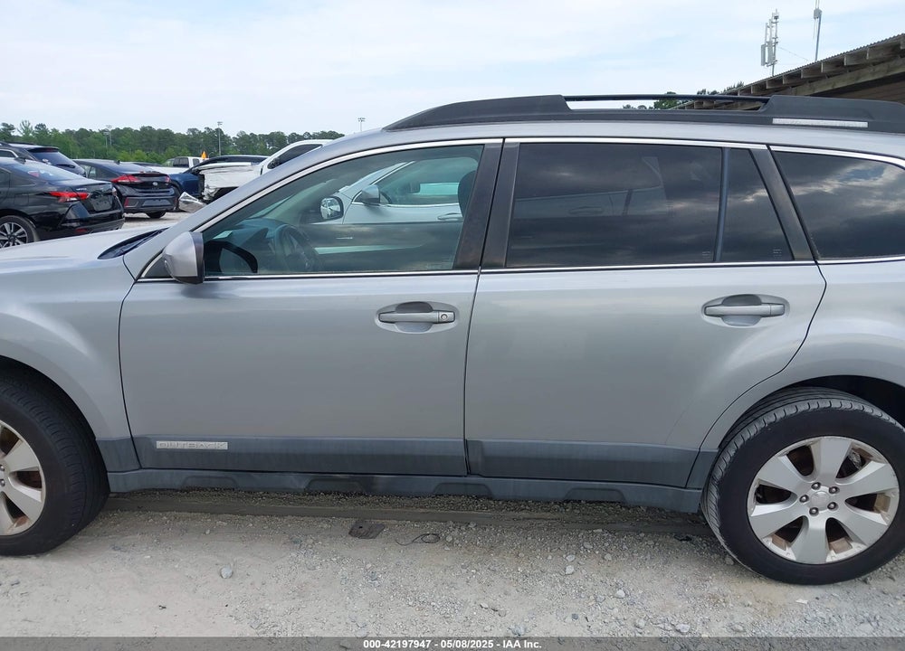 2011 SUBARU OUTBACK VIN: 4S4BRBCC0B3321372