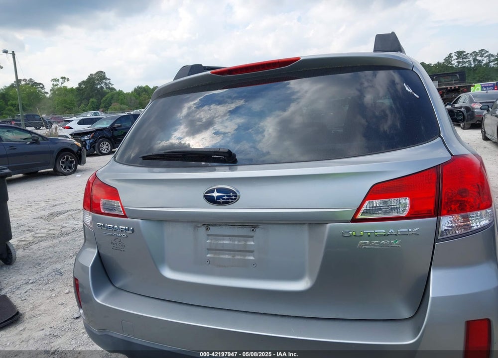 2011 SUBARU OUTBACK VIN: 4S4BRBCC0B3321372