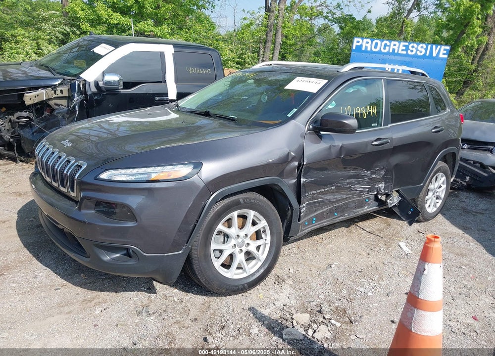 2016 JEEP CHEROKEE VIN: 1C4PJMCB0GW241287