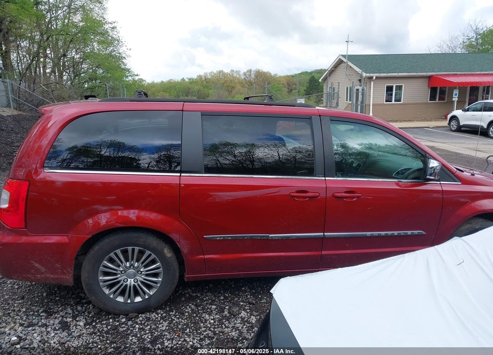2014 CHRYSLER TOWN & COUNTRY TOURING-L VIN: 2C4RC1CG8ER329328