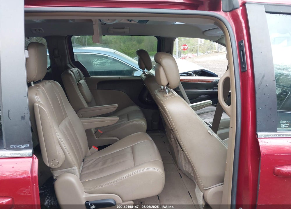 2014 CHRYSLER TOWN & COUNTRY TOURING-L VIN: 2C4RC1CG8ER329328
