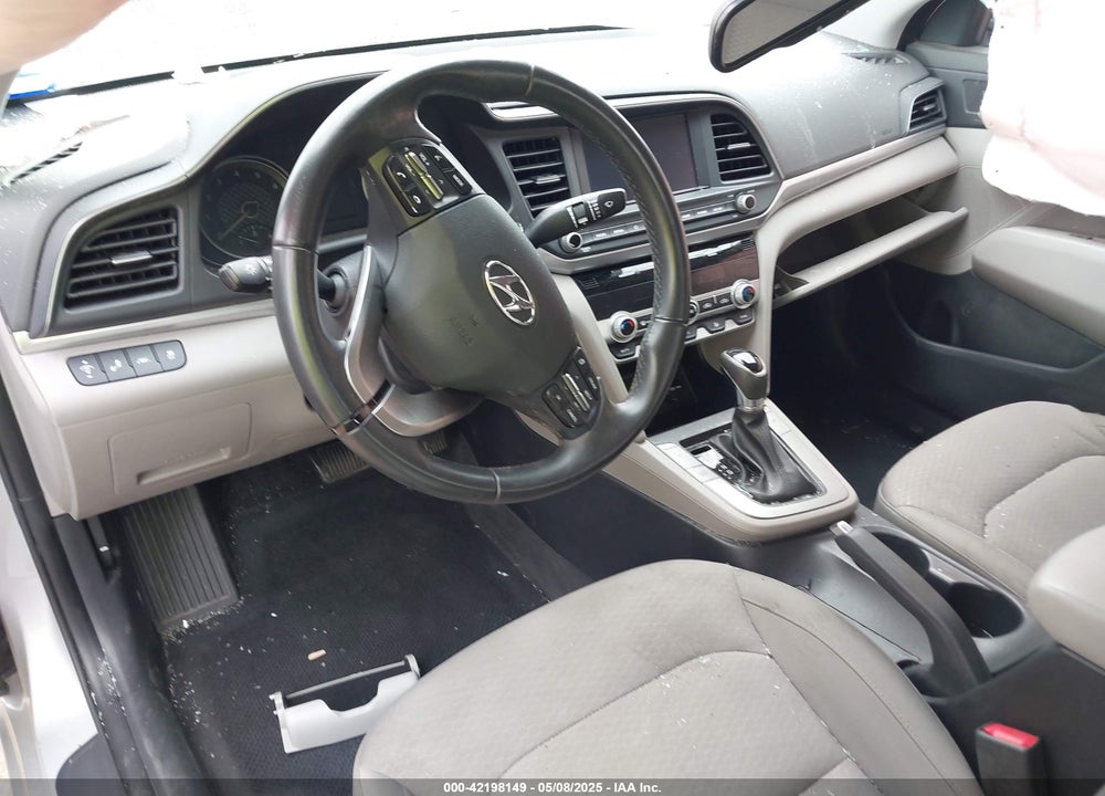 2019 HYUNDAI ELANTRA VIN: KMHD84LF5KU851607