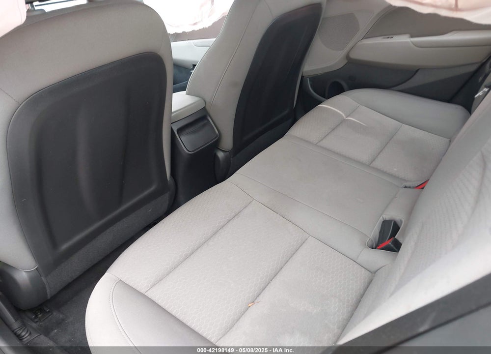 2019 HYUNDAI ELANTRA VIN: KMHD84LF5KU851607