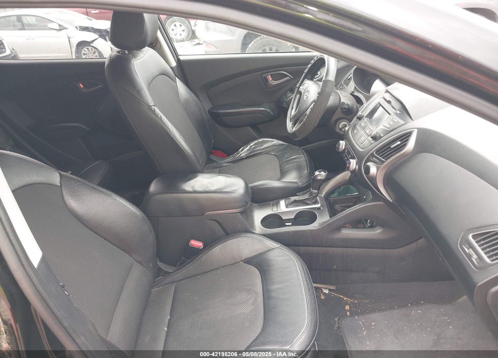 2014 HYUNDAI TUCSON VIN: KM8JU3AG0EU793415