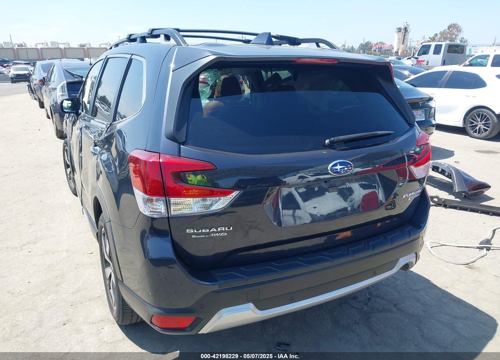 2019 SUBARU FORESTER TOURING VIN: JF2SKAWC2KH574888