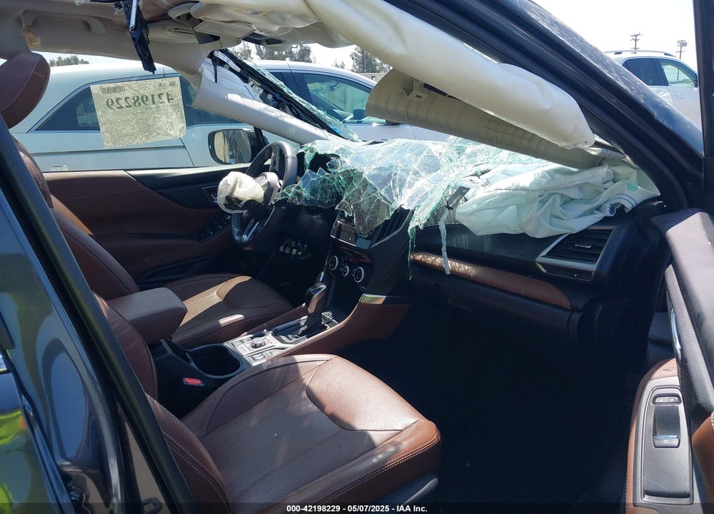 2019 SUBARU FORESTER TOURING VIN: JF2SKAWC2KH574888