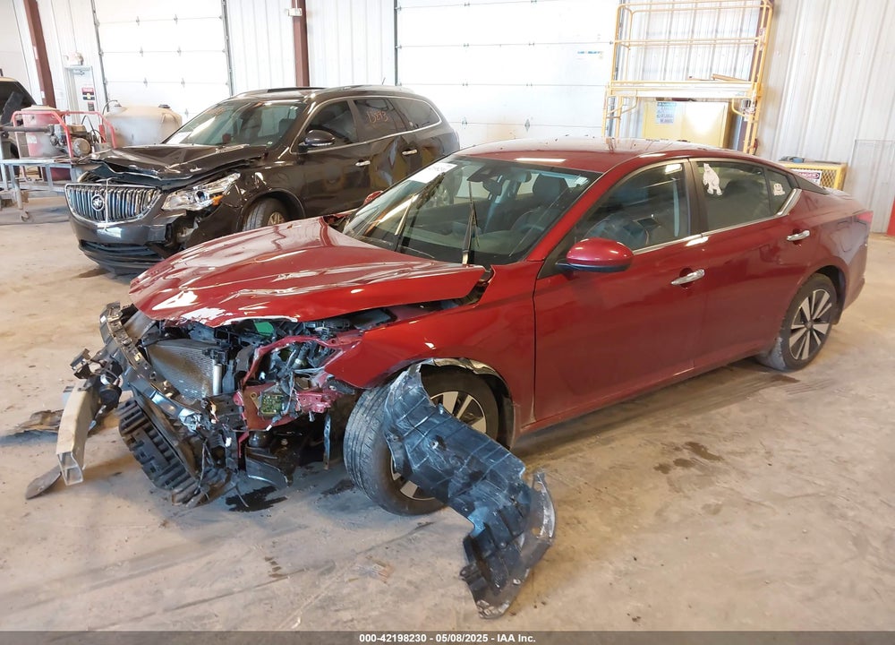 2022 NISSAN ALTIMA SV FWD VIN: 1N4BL4DV8NN417699