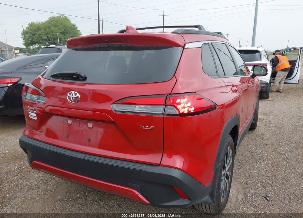2024 TOYOTA COROLLA CROSS XLE VIN: 7MUDAAAG0RV094154