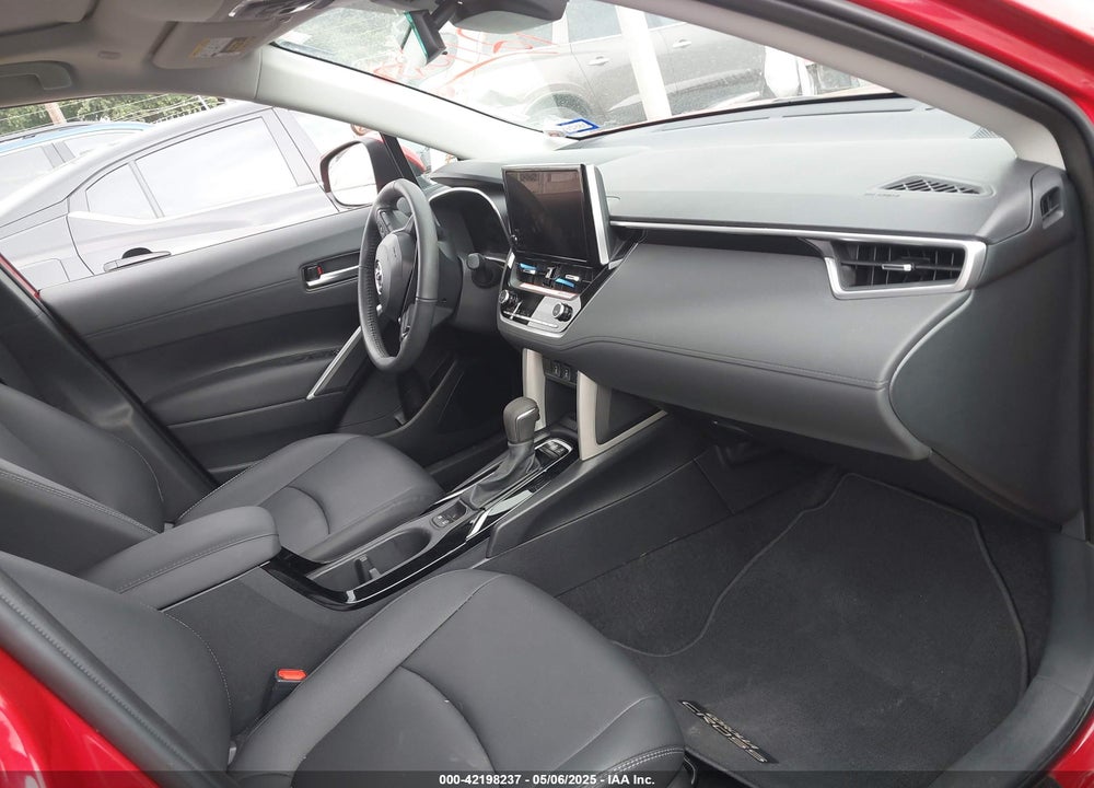 2024 TOYOTA COROLLA CROSS XLE VIN: 7MUDAAAG0RV094154