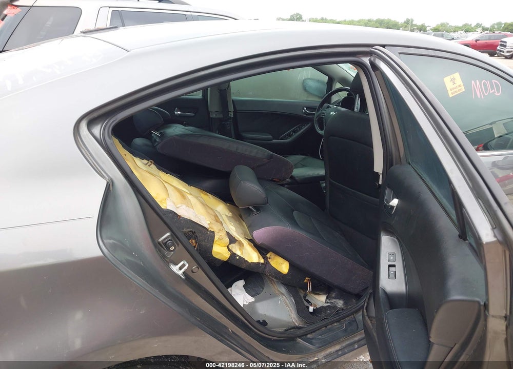 2014 KIA FORTE EX VIN: KNAFZ4A81E5106962