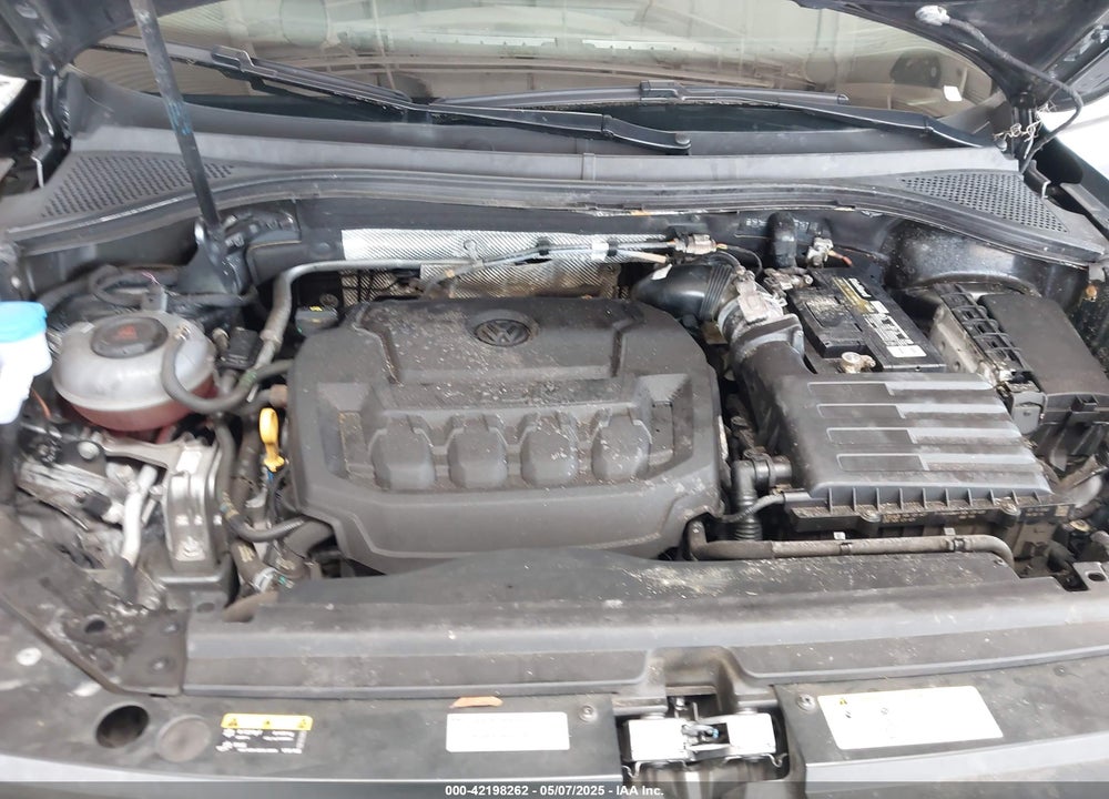 2021 VOLKSWAGEN TIGUAN VIN: 3VV1B7AX0MM030915