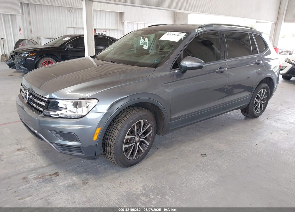 2021 VOLKSWAGEN TIGUAN VIN: 3VV1B7AX0MM030915