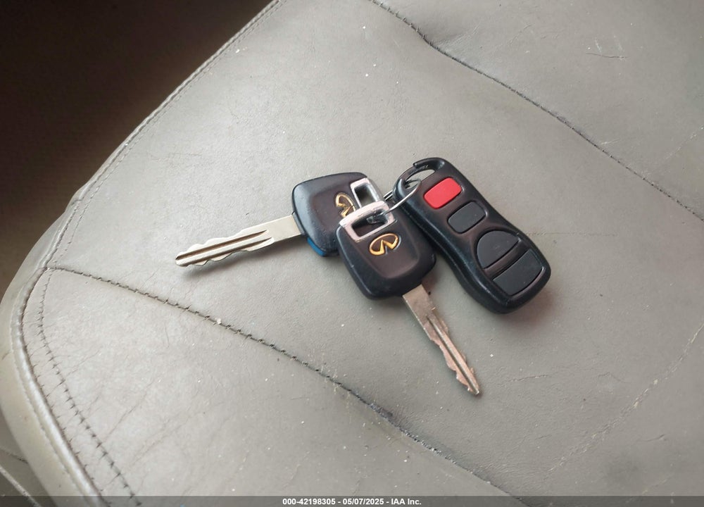 2002 INFINITI I35 LUXURY VIN: JNKDA31A12T018871