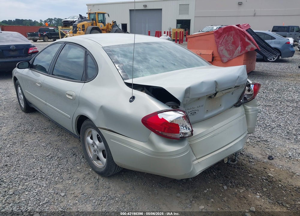 2004 FORD TAURUS SES VIN: 1FAFP55UX4A126354