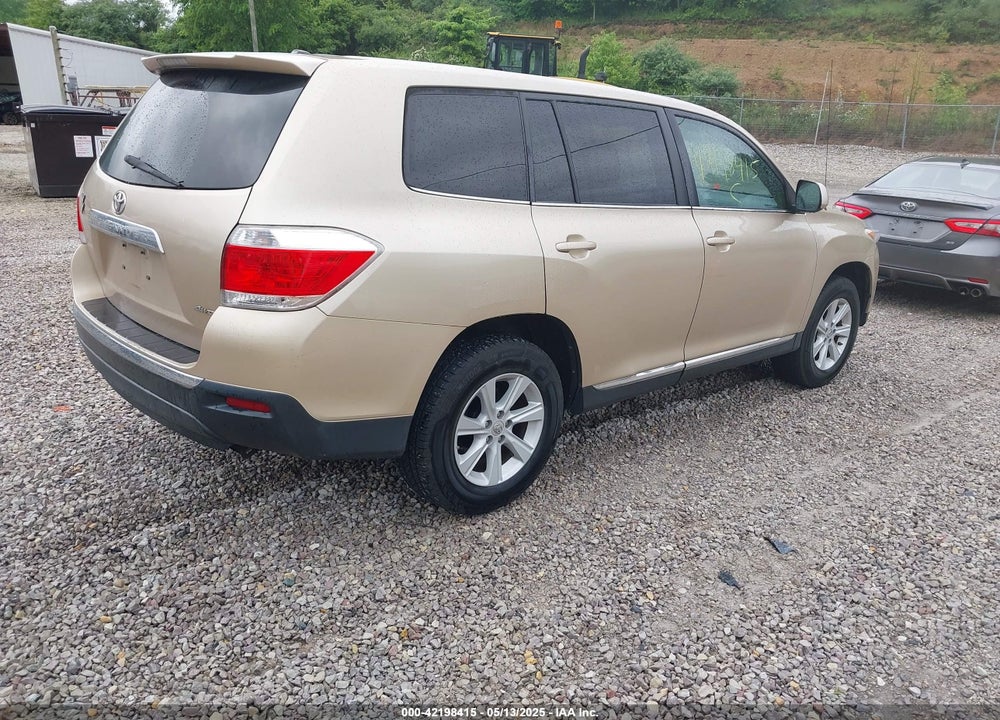 2012 TOYOTA HIGHLANDER VIN: 5TDBK3EH6CS141062