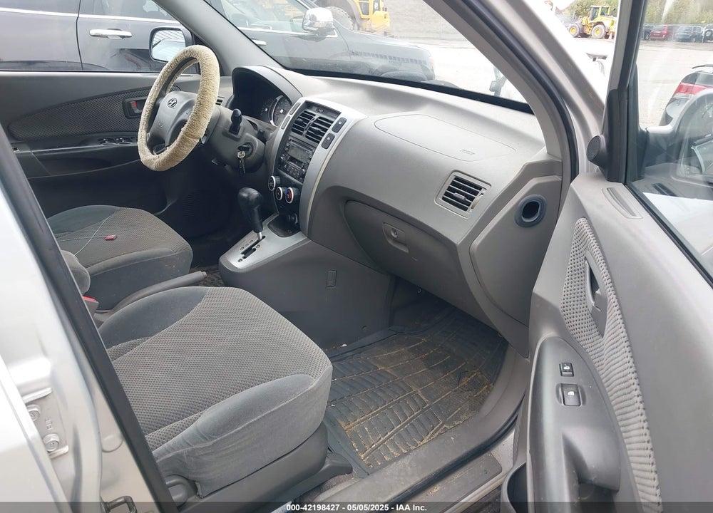 2007 HYUNDAI TUCSON VIN: KM8JN72D37U595035