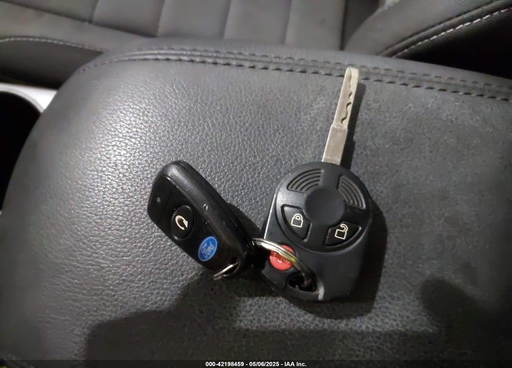 2016 FORD ESCAPE SE VIN: 1FMCU9G97GUB42127