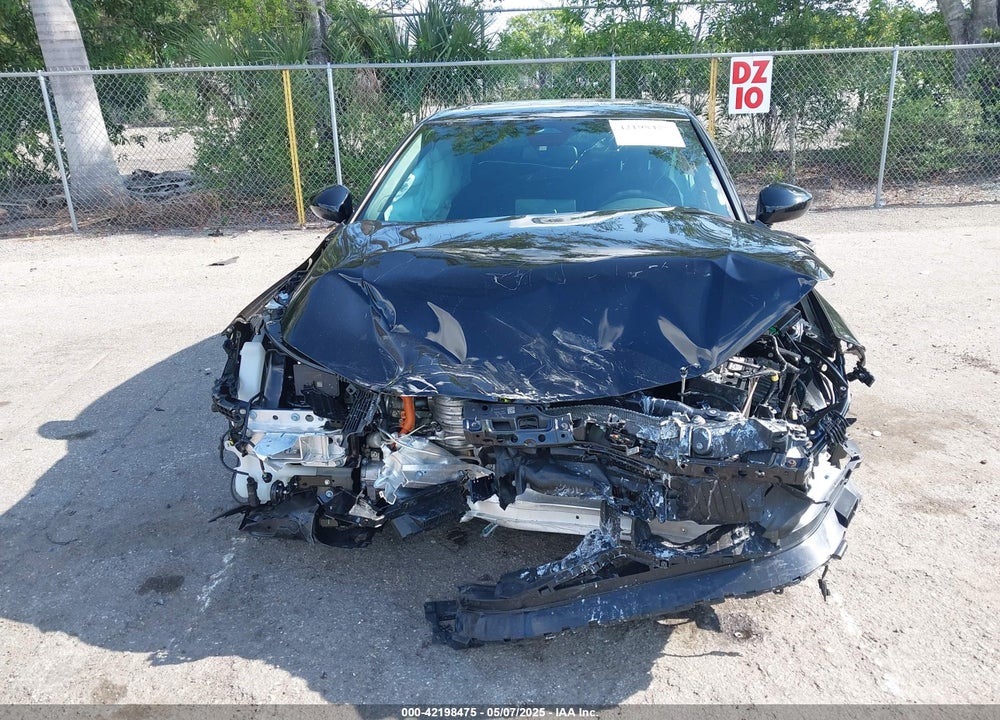 2025 HONDA CIVIC COUPE VIN: 2HGFE4F80SH316661