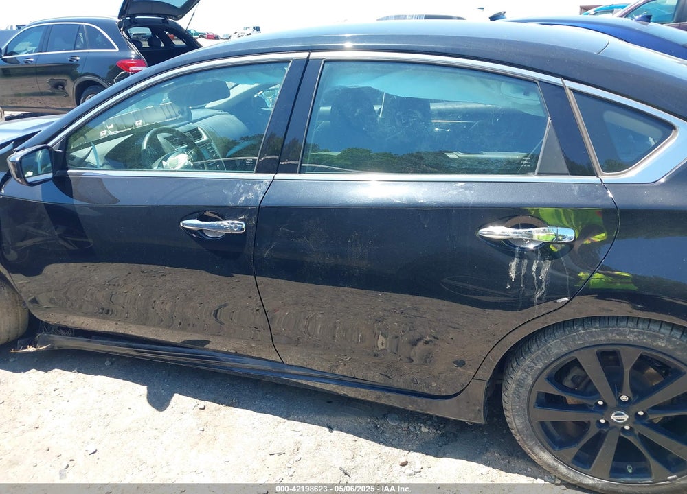 2017 NISSAN ALTIMA VIN: 1N4AL3AP4HC218516