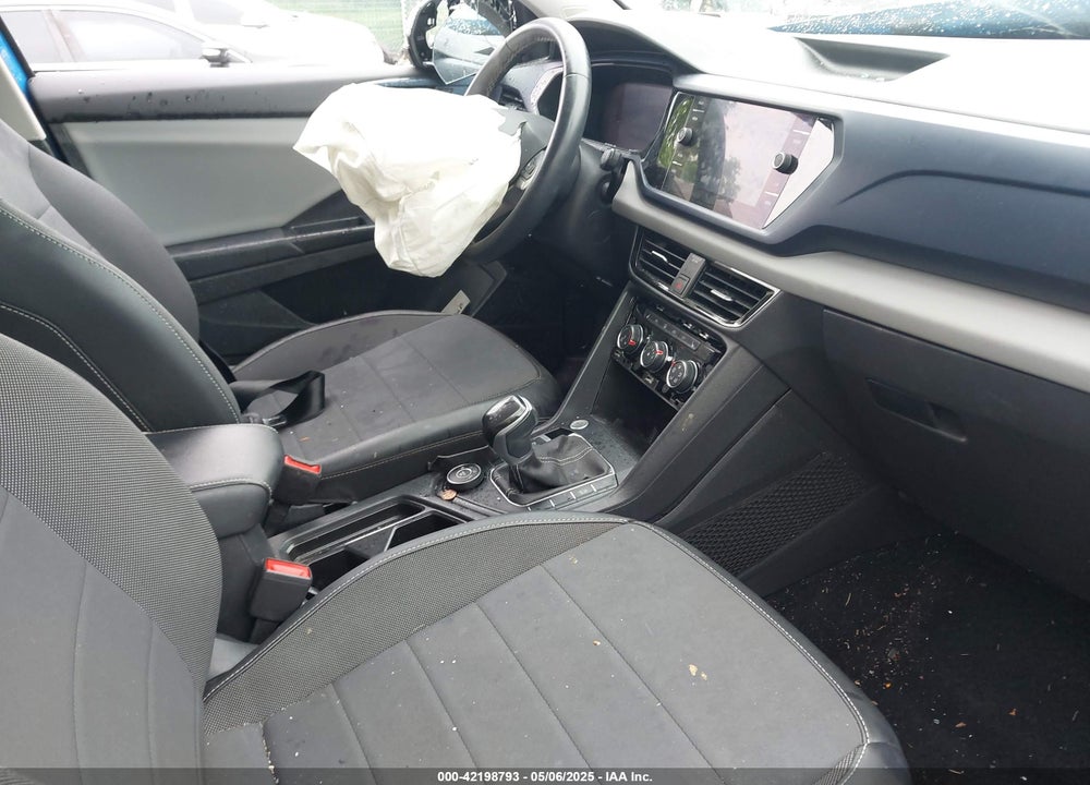 2022 VOLKSWAGEN TAOS VIN: 3VVLX7B26NM038287