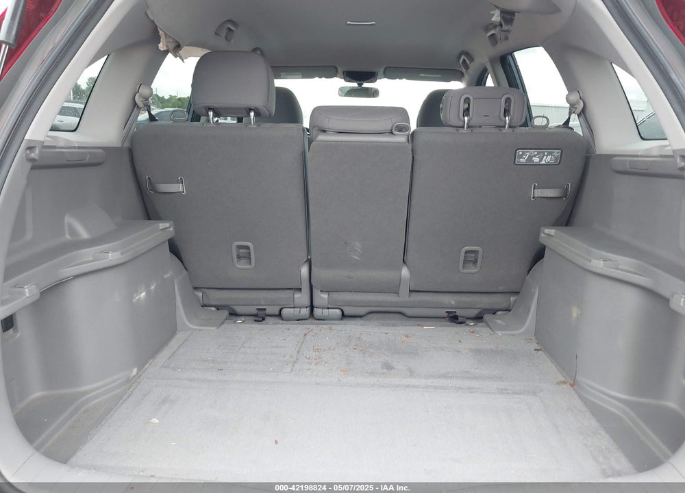 2011 HONDA CR-V LX VIN: 5J6RE3H3XBL022821