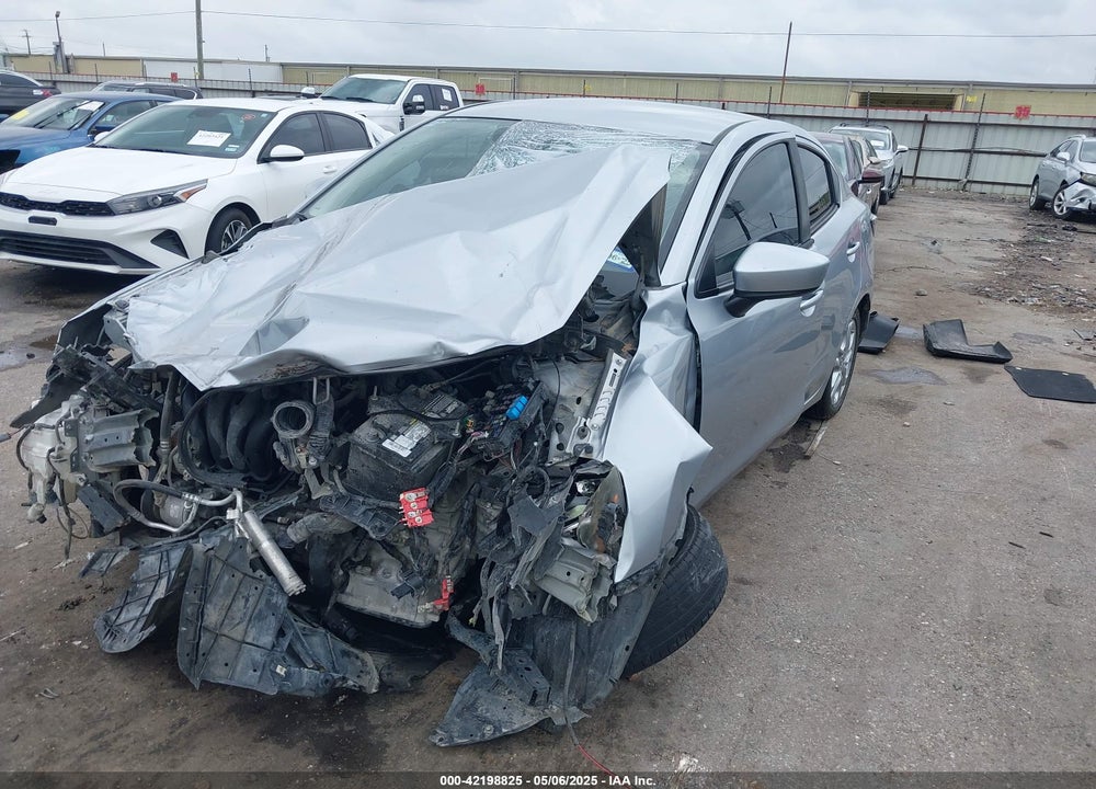 2018 TOYOTA YARIS VIN: 3MYDLBYV9JY311178