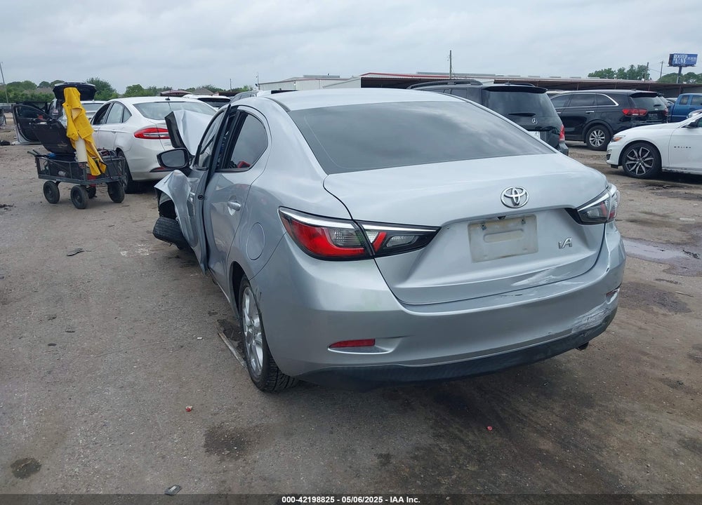 2018 TOYOTA YARIS VIN: 3MYDLBYV9JY311178