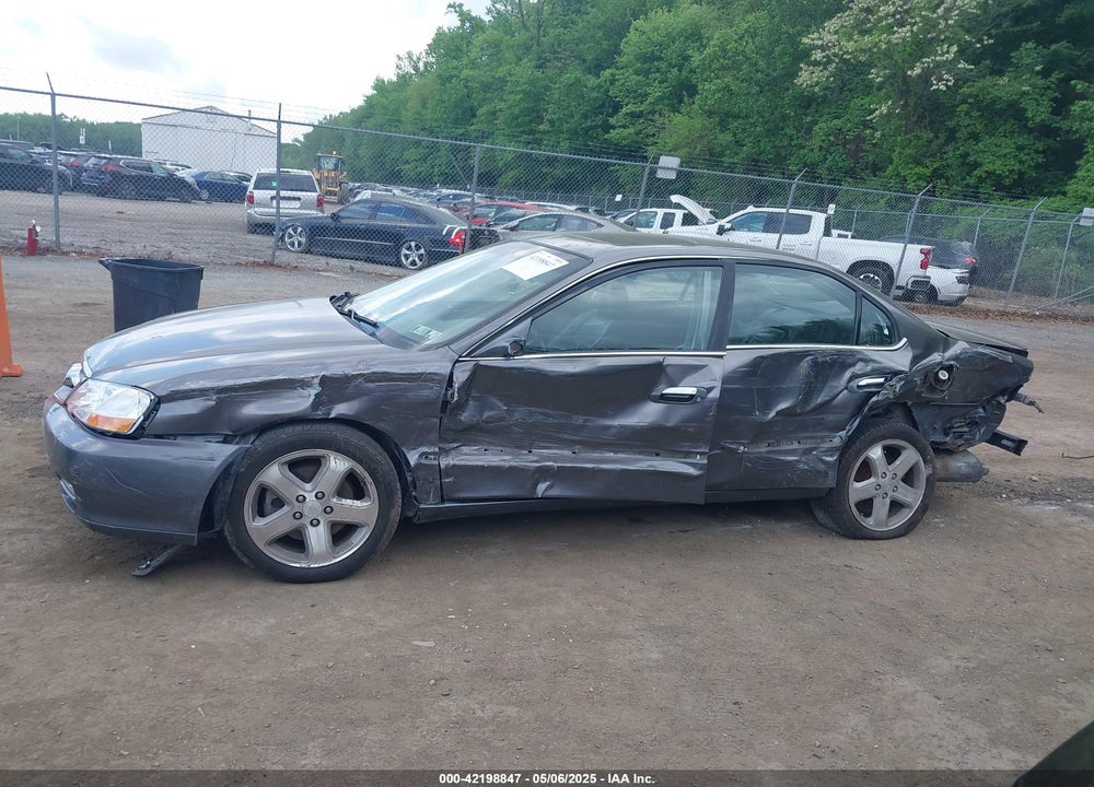 2003 ACURA TL 3.2 TYPE S VIN: 19UUA56823A011025