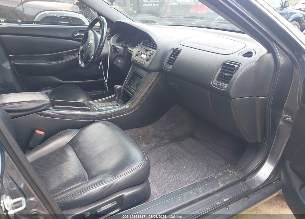 2003 ACURA TL 3.2 TYPE S VIN: 19UUA56823A011025
